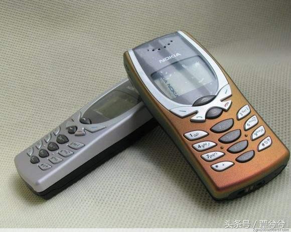 Nokia8250